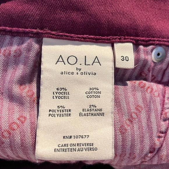 ALICE+OLIVIA♦️Good High Rise Button Fly Jeans - Picture 11 of 13